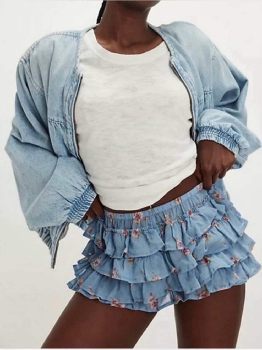 Free People Ruffle Up Bloomer
Shorts Small NWT